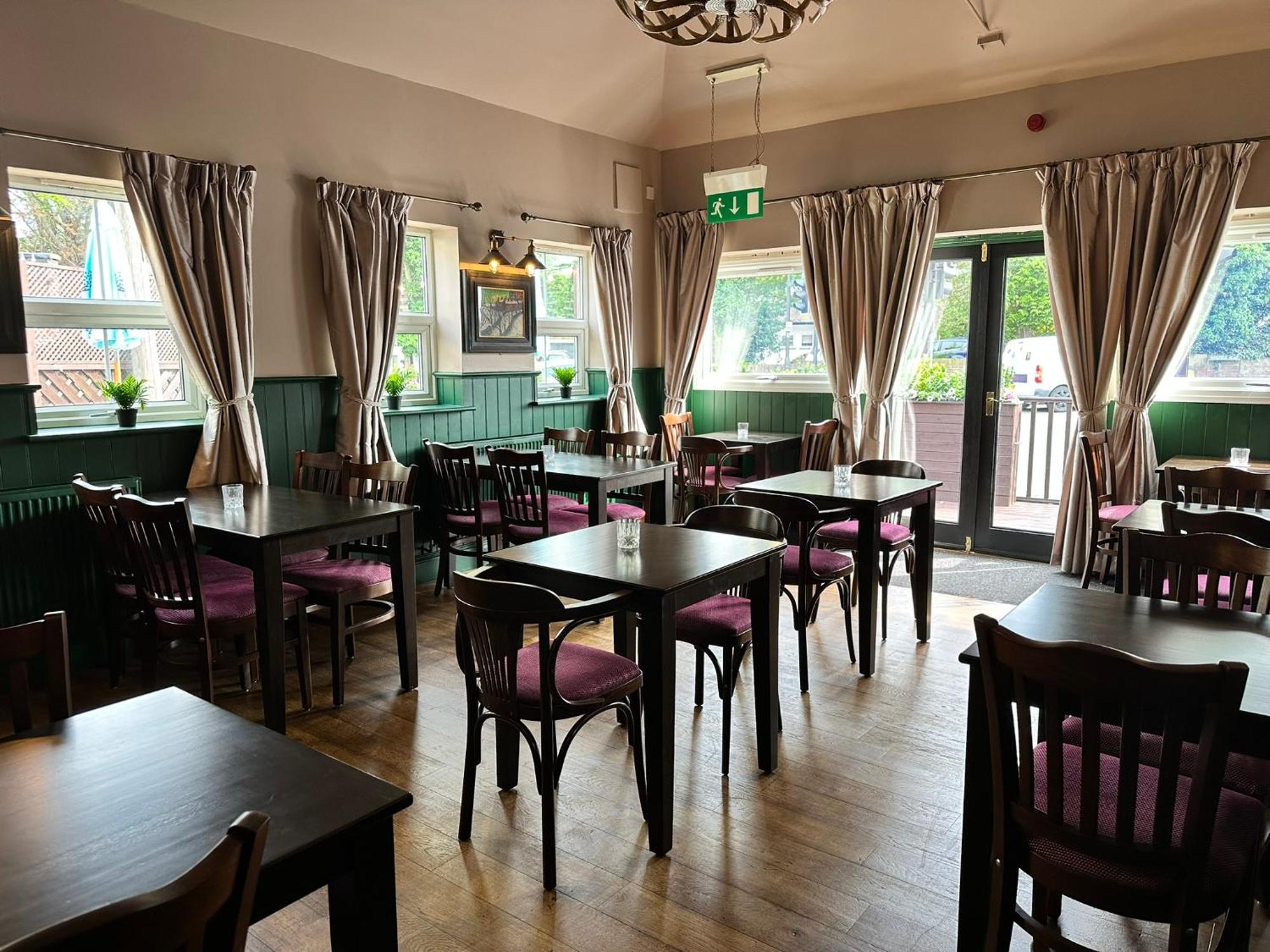 The Prince Albert Pub & Hotel Γουίνσδορ Εξωτερικό φωτογραφία