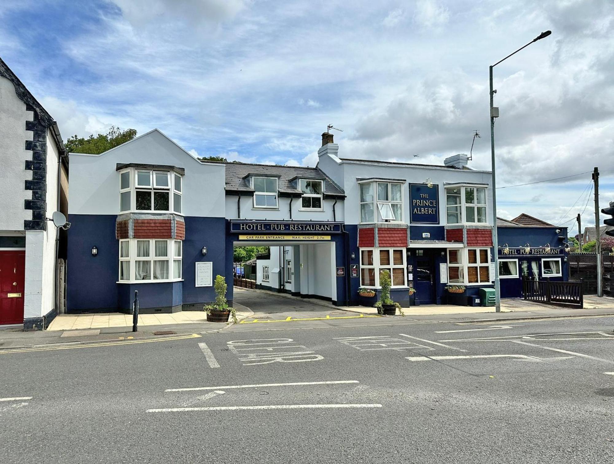 The Prince Albert Pub & Hotel Γουίνσδορ Εξωτερικό φωτογραφία
